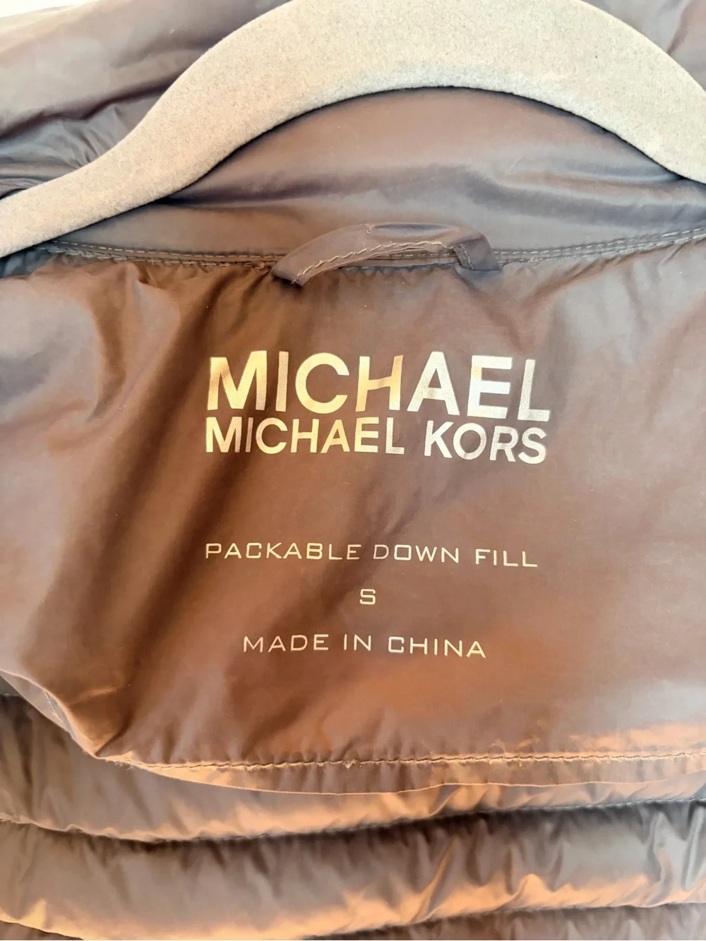 Michael Kors Women's Navy Blue Packable Down-Blend Puffer Vest